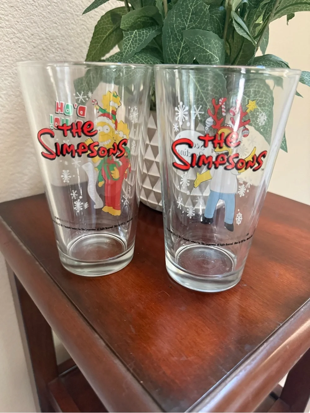 2011 Set of Two-The Simpsons Christmas Glasses (16 oz)
